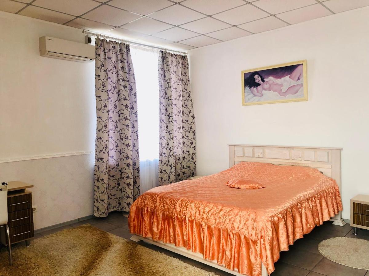 Отель Меридиан Zolotonosha Exterior photo